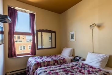 호텔 Champ De Mars Montreal