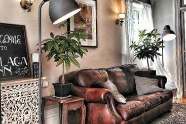 Отель Hochelaga Inn