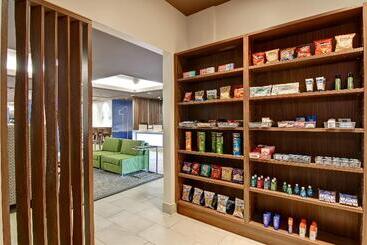 Hotel Holiday Inn Express Kamloops, An Ihg