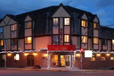 בית מלון כפרי Kimberley Downtown