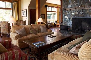 Hotel Middle Beach Lodge