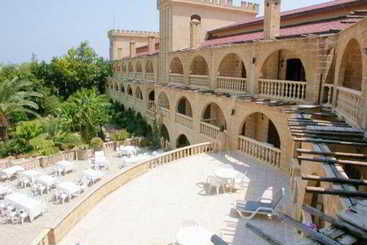 Celebrity Hotel