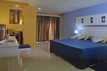 هتل blau arenal habana beach