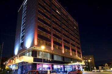 فندق Alessandria