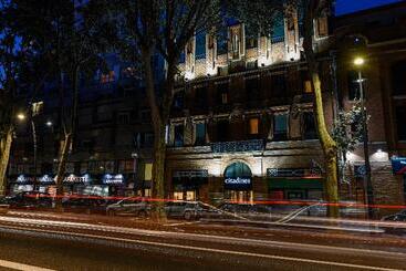 هتل آپارتمان Citadines Wilson Toulouse