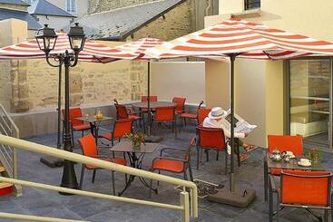 Churchill Hotel Bayeux Centre