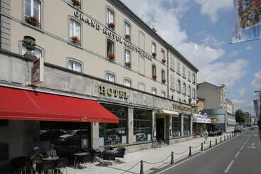 בית מלון כפרי The Originals Boutique, Grand Hôtel Saintpierre, Aurillac