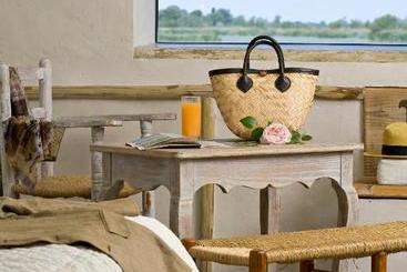 هتل Lodge Sainte Helene Adult Only
