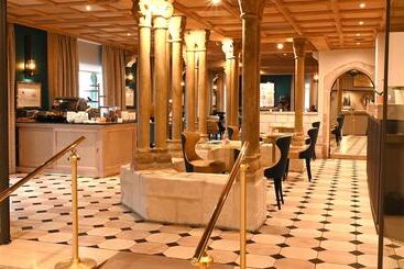 ホテル Le Rempart