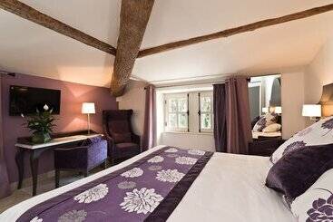Отель Moulin De Vernègues Hôtel & Spa