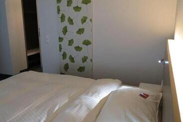 Апарт-отель Comfor Hotel Ulm City