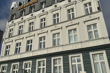 هتل Homaris East Side