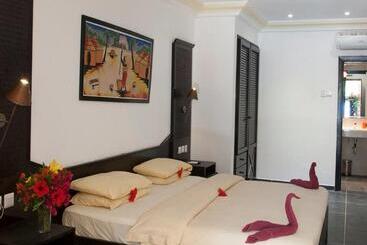 בית מלון כפרי Senegambia Beach