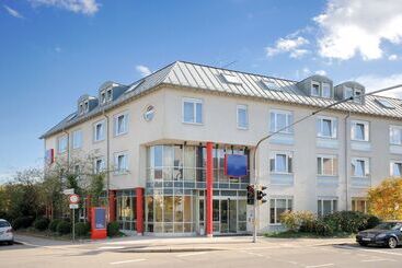בית מלון כפרי Stuttgart Sindelfingen City By Tulip Inn