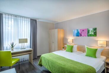 B&B HOTEL Krefeld-Süd