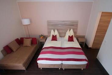 هتل Rheinterrasse Benrath