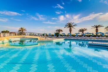 Creta Star Hotel Adults Only