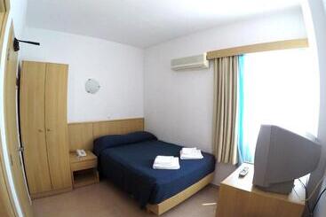 בית מלון כפרי Europa