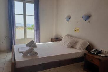 בית מלון כפרי Silver Rocks