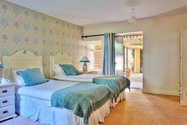 דירות לתיירים Carrygerry Country House