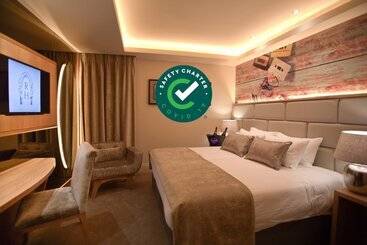 هتل The Residence