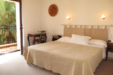 هتل Hôtel Cap Soleil