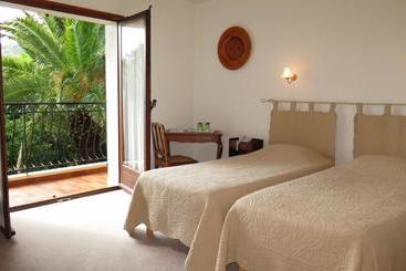 هتل Hôtel Cap Soleil