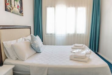 מלון דירות Lacivert