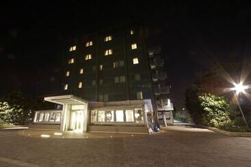 בית מלון כפרי Montini Linate Airport