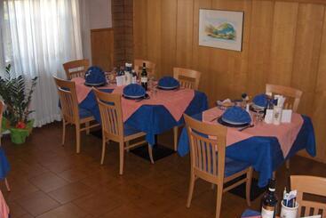 בית מלון כפרי Allo Zodiaco