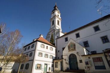 Brauereigasthof & Hotel Maierbräu