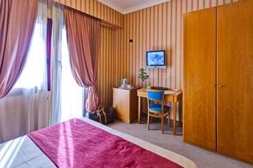 Best Western Hotel Rome Airport
