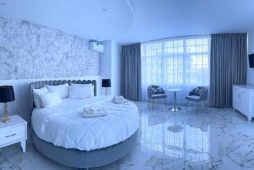 בית מלון כפרי Ujvara