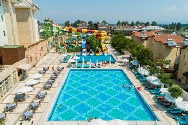 ホテル Crystal Waterworld Park