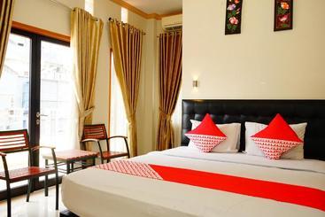 Отель Golden Vella By Oyo Rooms