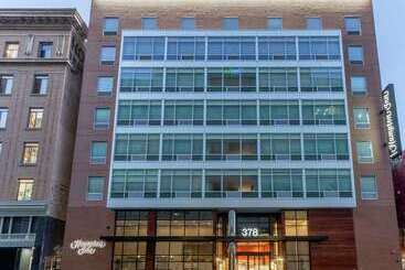 فندق Hampton Inn Oakland Downtown City Center