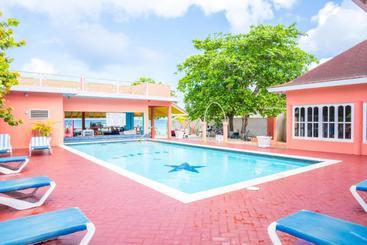 Shields Negril Villas Ltd