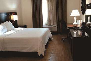 호텔 Best Western Plus Monterrey Colon