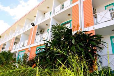 هتل Karibea Camelia Residence