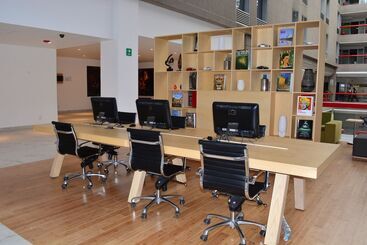 ホテル Fiesta Inn Tlalnepantla