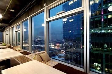 Capsule Hotel 47 Nebo