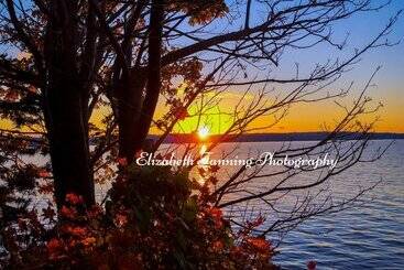 Sea Mist Waterfront B&b