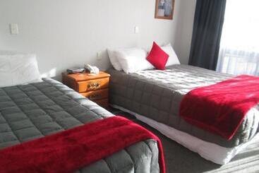 Awatea Park Motel
