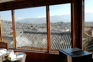 פונדק Mountain Musing