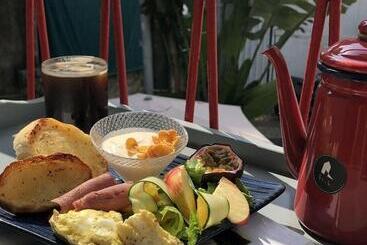 پانسیون Une Famille Tainan B&b