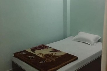 פנסיון Vistara Home Stay