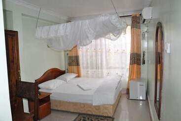 تختخواب و صبحانه Rafiki Inn