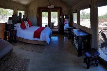 호텔 Ouklip Game Lodge