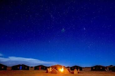 هتل Reve Sahara Camp