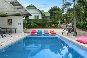 هتل Samui Backpacker